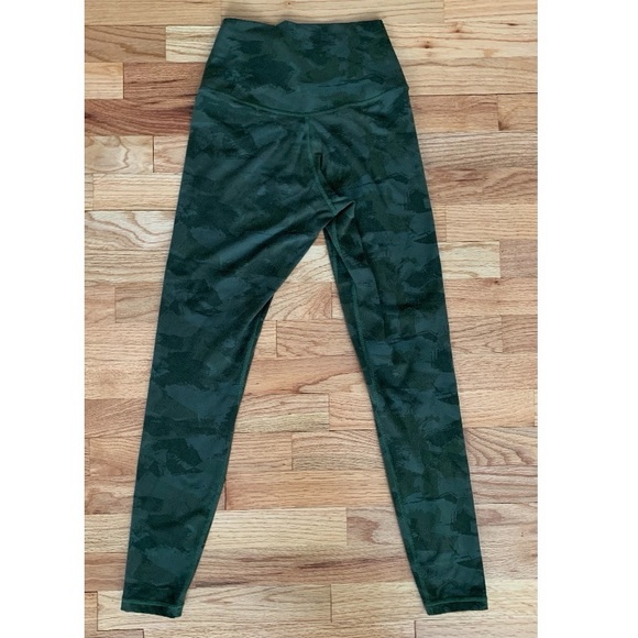 Colorfulkoala Green Camo High-Waisted Leggings - Picture 6 of 8